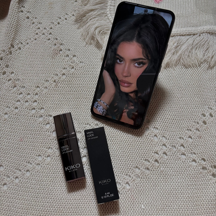 لیپ گلاس لاکی کیکو kiko 🩰🎀
