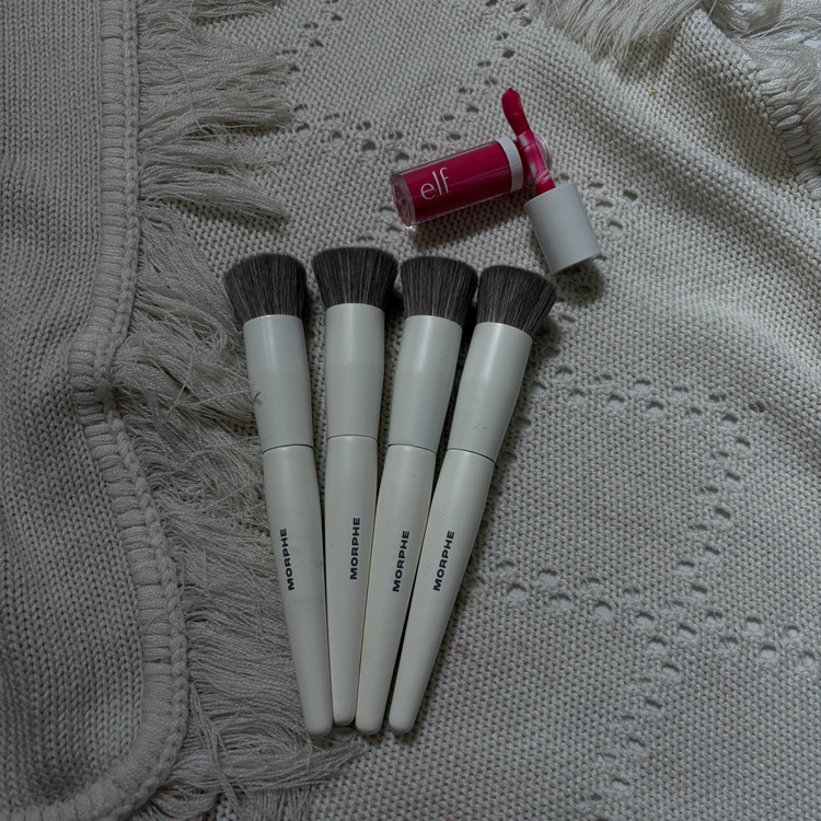 براش مورف morphe ✨️🦢